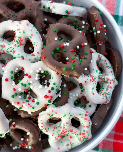 Christmas Chocolate Covered Pretzels Recipe