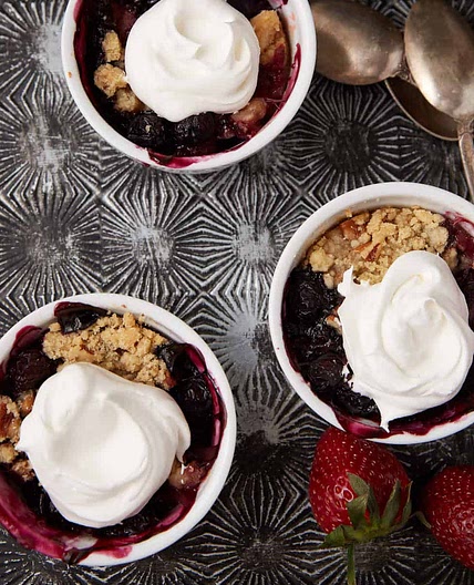 Baked Mixed Berry Fruit Crisp with Pecan Streusel