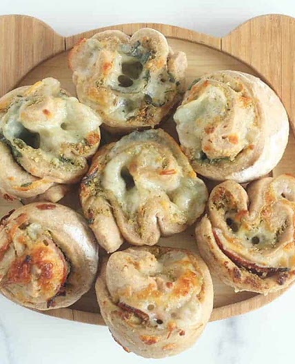 Homemade Pesto Pizza Rolls