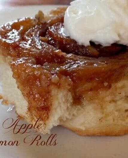 Apple Cinnamon Rolls