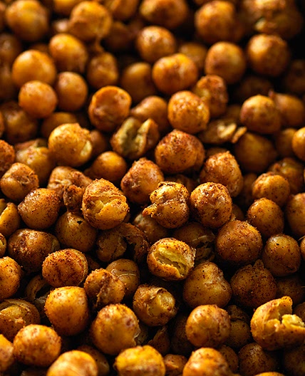 Spicy roasted chickpeas