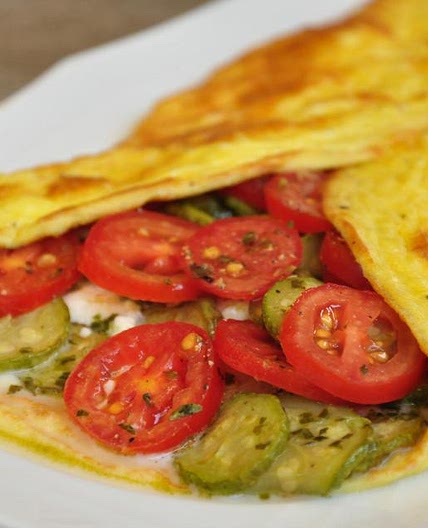 Calzone di uova alle zucchine trifolate
