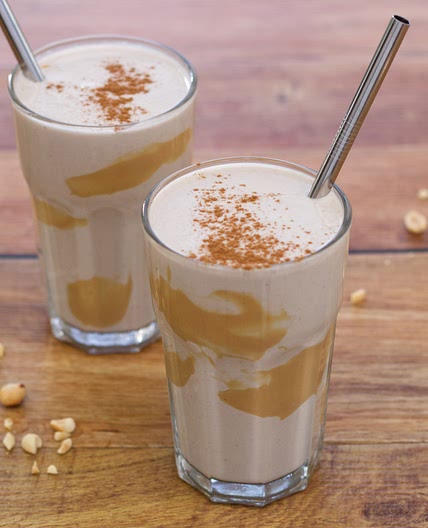Erdnuss-Bananen-Shake mit Quark