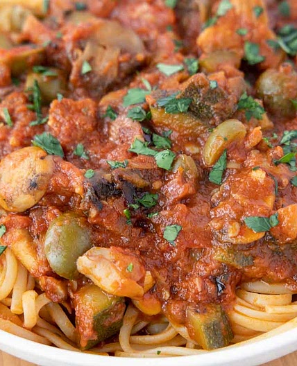 Vegetarian Pasta in a Red Sauce