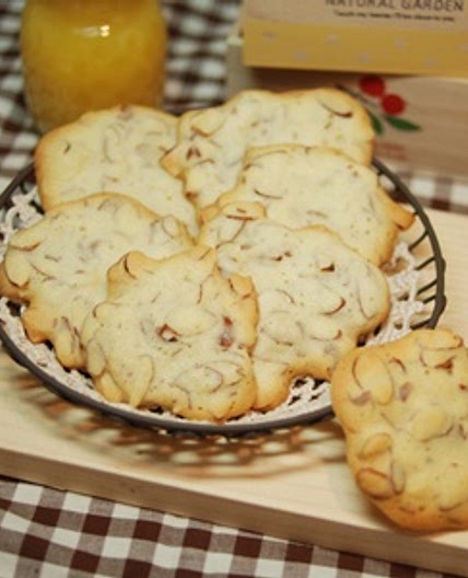 오렌지아몬드트일