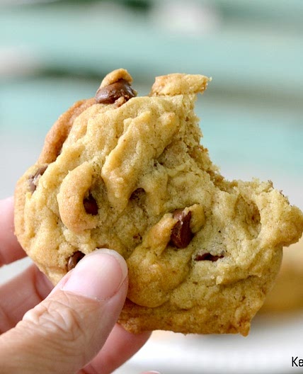 The best EGGLESS chocolate chip cookies