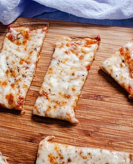 Quinoa Flatbread Pizza Crust (Gluten-Free, Vegan)