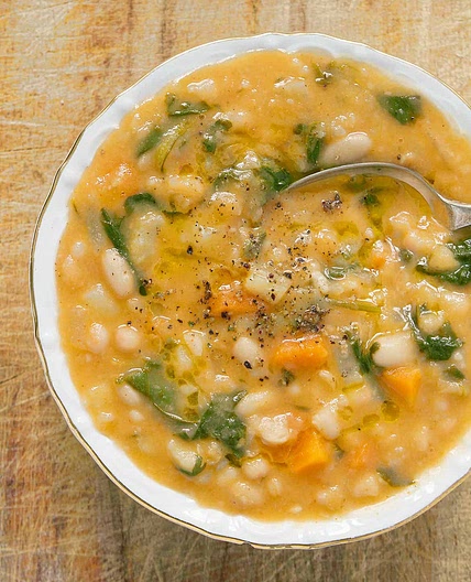 THE BEST WHITE BEAN SOUP