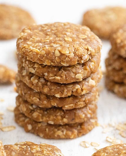 3 Ingredient No Bake Banana Oatmeal Cookies