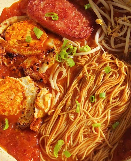 Tomato and Egg Noodles