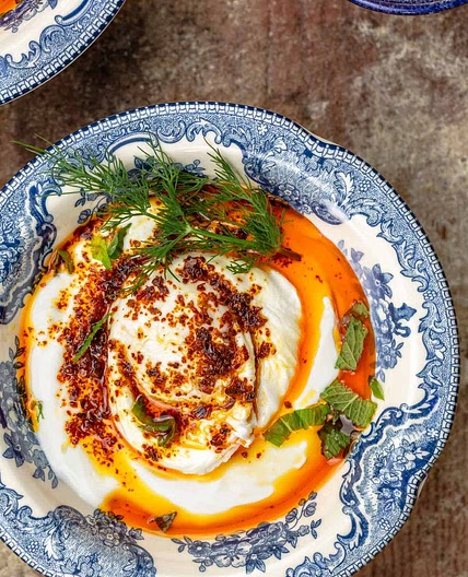 Cilbir: Turkish Eggs in Garlicky Yogurt Sauce