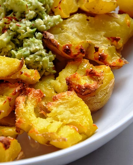 Smashed Potatoes mit Avocado