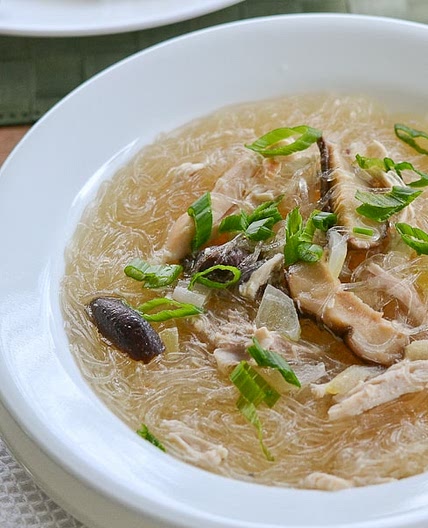 Chicken Sotanghon Soup (Filipino Style Chicken Bean Thread Noodle Soup)