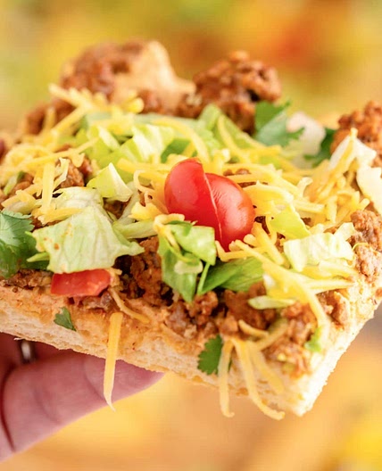 Easy Taco Crescent Roll Pizza Recipe