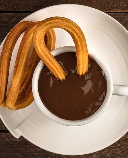 Churros con chocolate