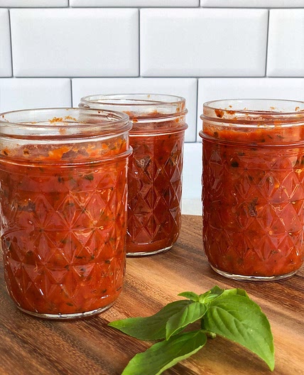 Easy Homemade Pizza Sauce Recipe