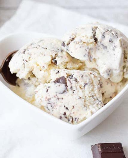 Low FODMAP stracciatella ice cream
