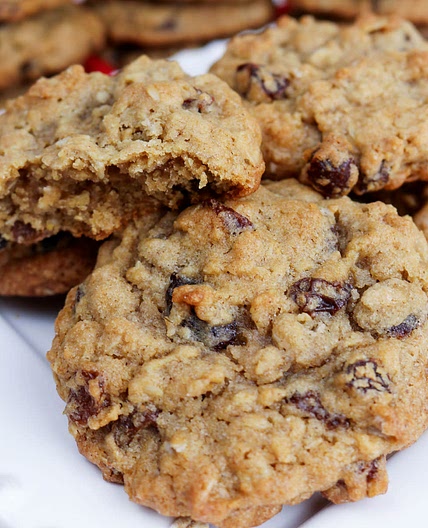 Soft and Chewy Oatmeal Raisin Cookies