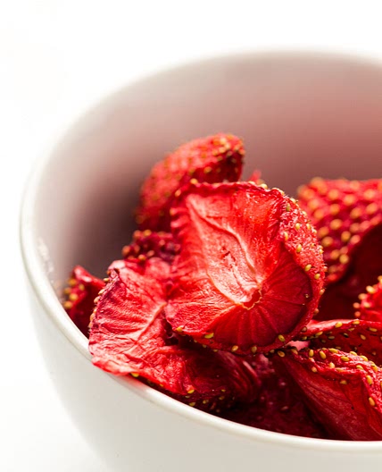 Dehydrated Air Fryer Strawberries