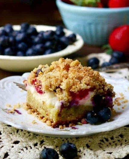 Cream Cheese Coffee Cake with Berries