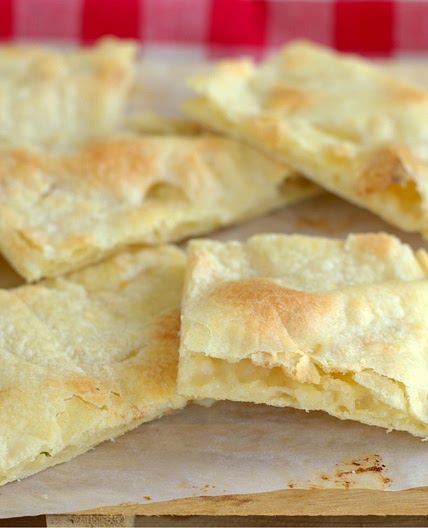 Focaccia veloce allo stracchino