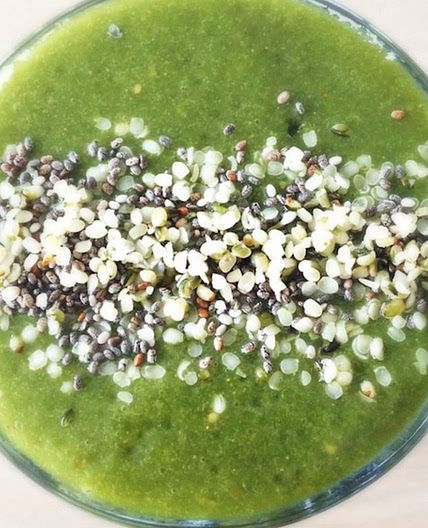 Green Superfood Detox Smoothie