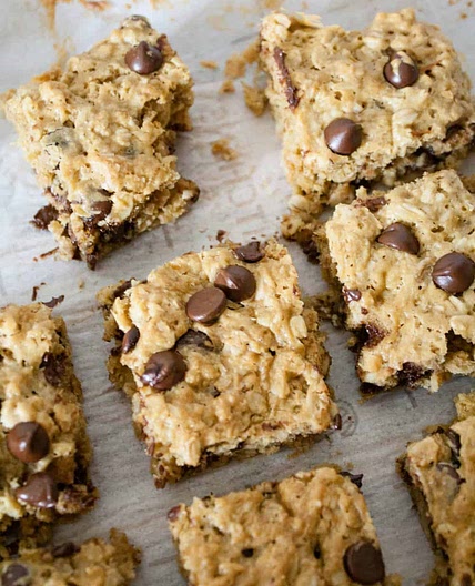 Healthier Oatmeal Peanut Butter Chocolate Chip Breakfast Bars