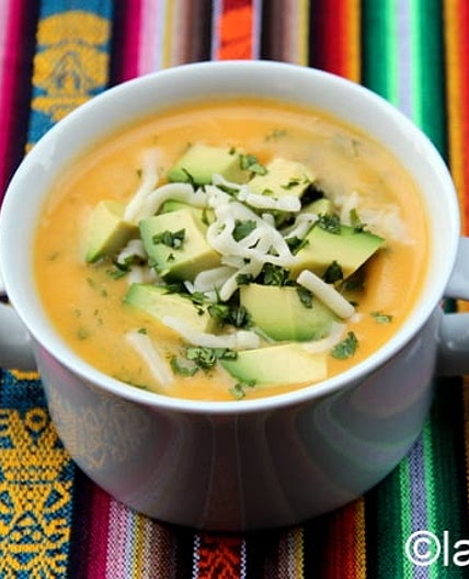 Locro de papa {Ecuadorian potato and cheese soup}