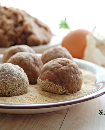 IMPASTO PER POLPETTE DI CARNE E POLPETTONI
