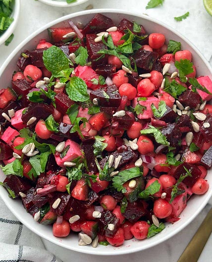 Beetroot Chickpea Salad