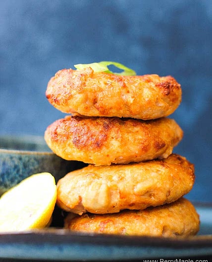 Air fryer Salmon patties (cakes)