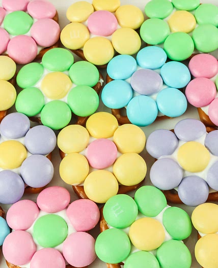Spring Flower Pretzel Bites