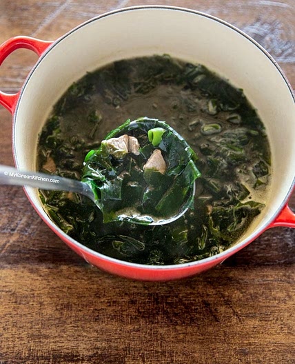 Korean Seaweed Soup (Miyeok Guk)