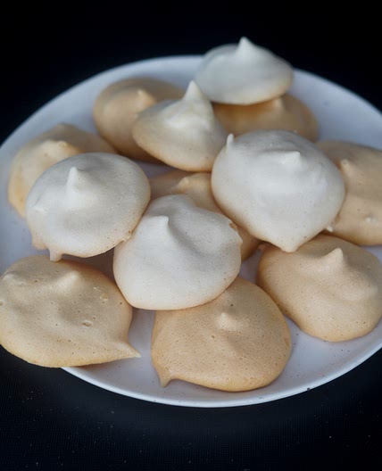 Vegan Meringue Cookies
