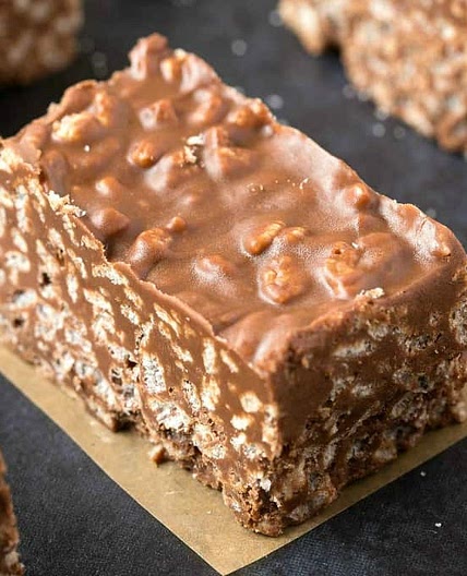 The BEST Homemade Crunch Bars