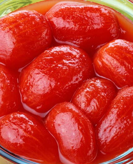 Conserves de tomates pelées