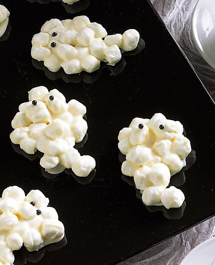 Marshmallow Ghosts
