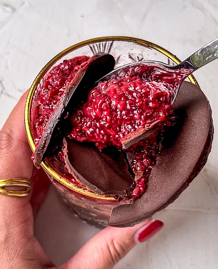 Raspberry Chocolate Overnight Oats
