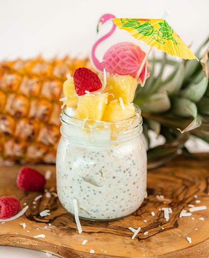 Pina Colada Overnight Oats with Coconut Milk (Vegan)