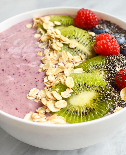 Protein-Power Low-FODMAP Berry Smoothie Bowl; Gluten-free, Vegan