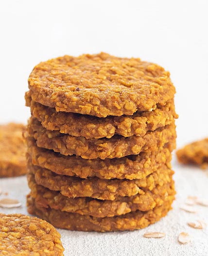 3 Ingredient Pumpkin Pie Oatmeal Cookies