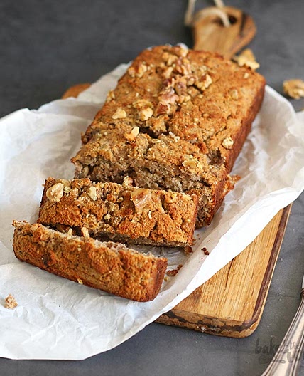 Kokosnuss Bananenbrot (ohne Mehl, zuckerfrei & glutenfrei)