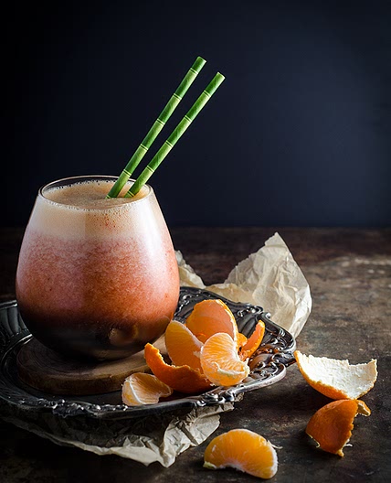 Tangerine and Strawberry Smoothie