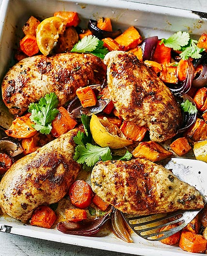 Ras-el-hanout chicken traybake