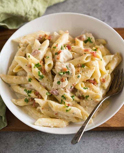 Instant Pot Ranch Chicken Pasta