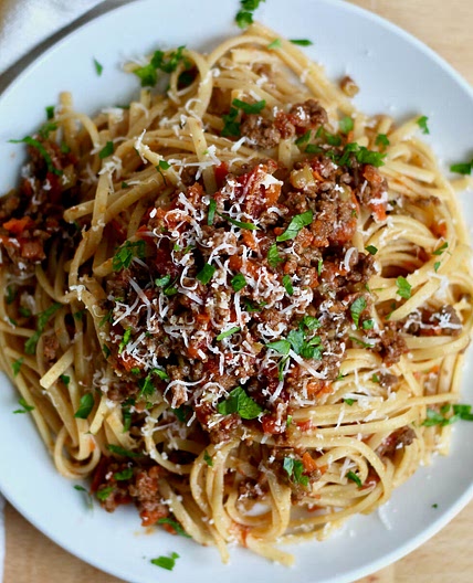 Linguine Bolognese