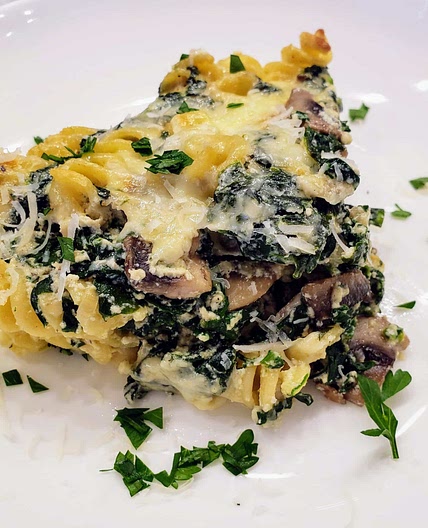 Mushroom spinach pasta bake