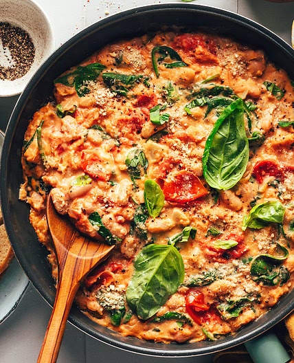 Creamy Italian White Bean Skillet Meal (25 Minutes!)