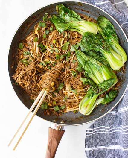 Spicy Garlic Soba Noodles with Bok Choy