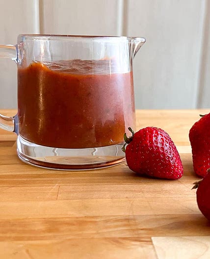 Low FODMAP Strawberry Chipotle BBQ Sauce